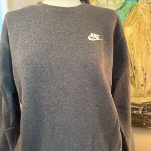 Nike grey pullover small